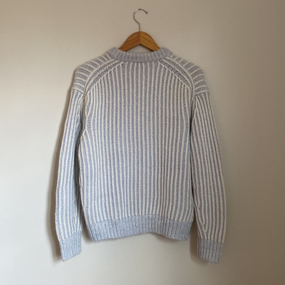 Elizabeth and James Crew Neck Sweater Blue and White Stripes, Chunky Knit Large - Picture 3 of 7